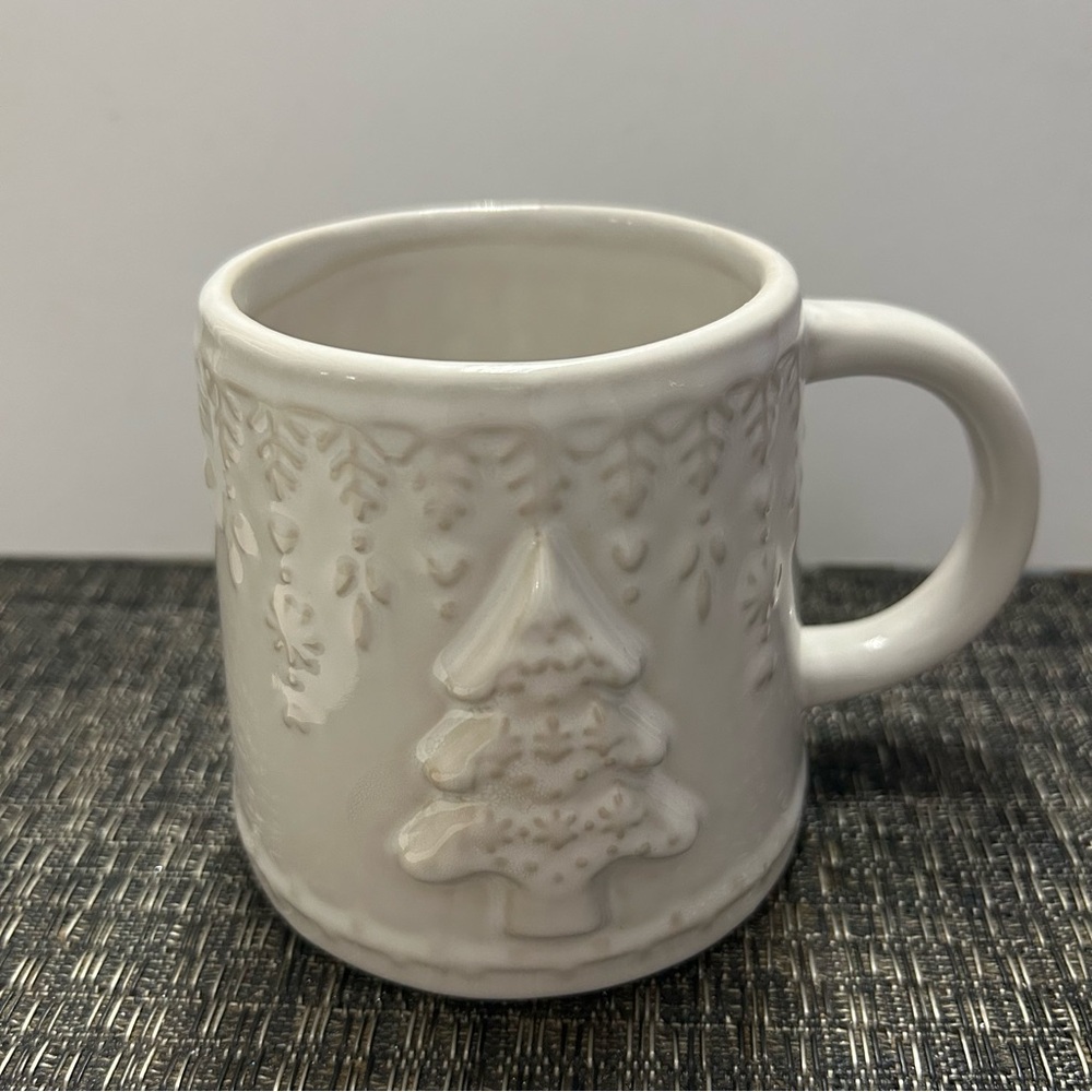 Sunday Morning Ceramics Christmas Tree Ivory Holiday Mug